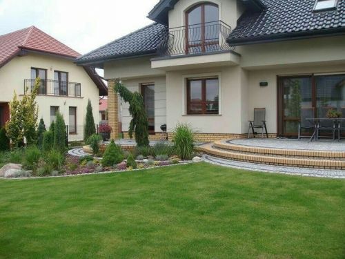 Умови пансіонату - Заміський котедж знаходиться поряд із лісопарковою зоною. Відмінне місце для любителів прогулянок.<br> На другому поверсі також є відкрита тераса з садовими меблями.<br> Просторі кімнати із санвузлами повністю укомплектовані. - Фото 1